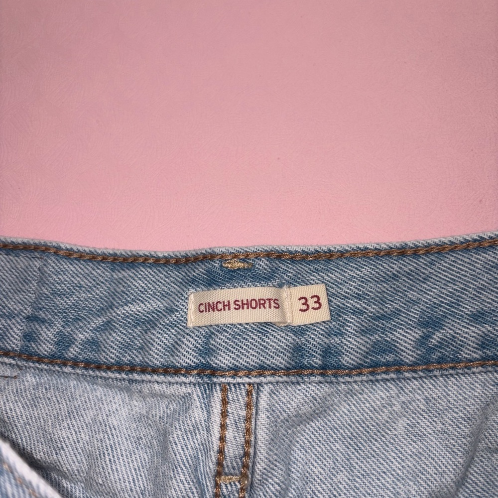 Cinch Waist Light Blue Levi’s Denim Shorts - Picture 2 of 3